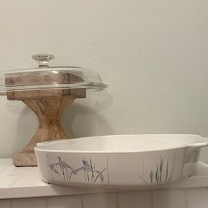 Vintage Corningware              The Purple Iris  2.5 Ltr